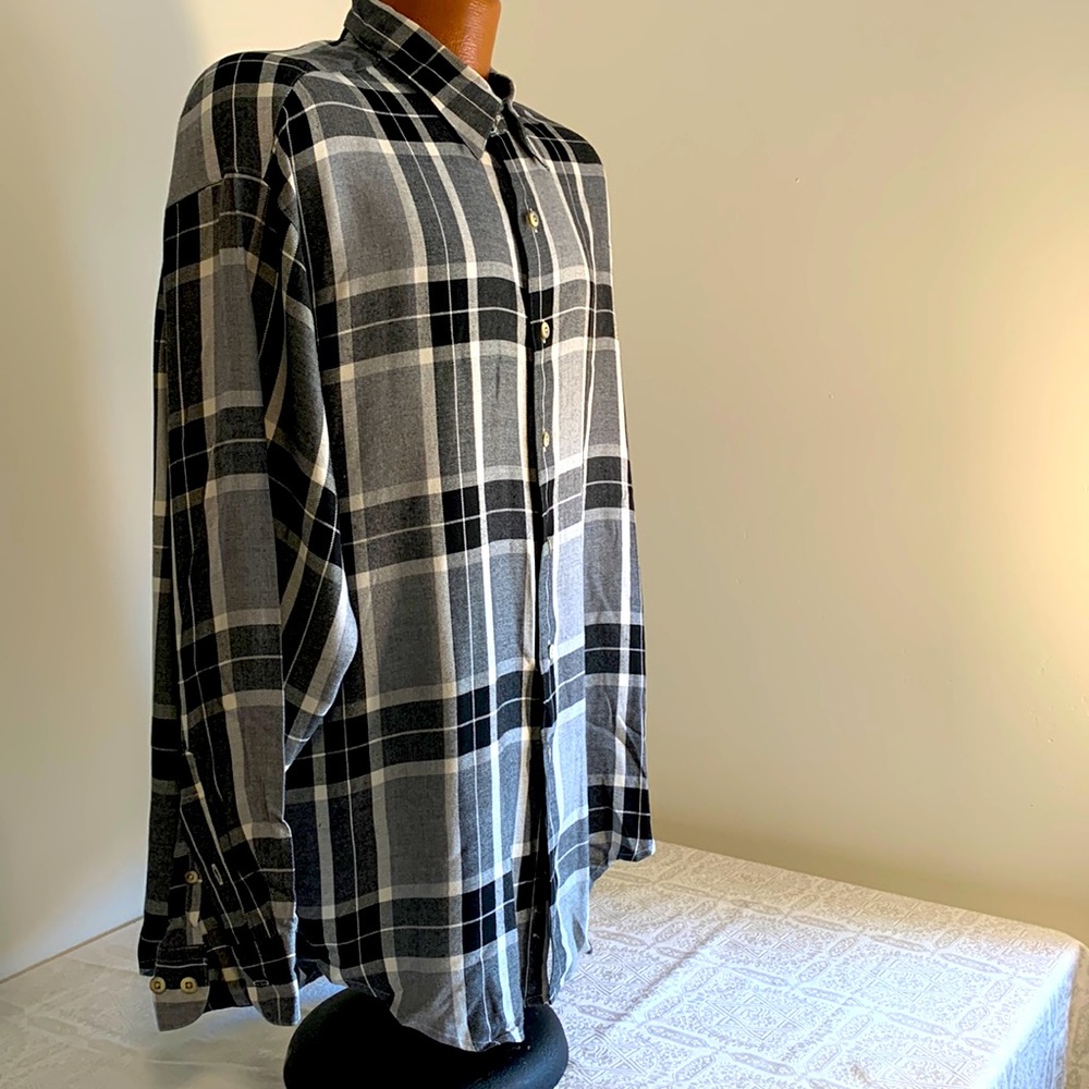 Greg Norman collection long sleeve shirt L